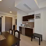 Amadeus Aparthotel