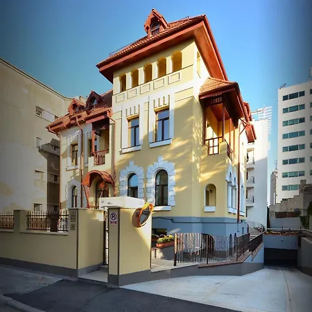 Aparthotel Amadeus Bucharest