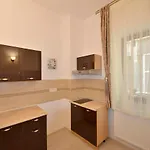 Amadeus Apartahotel 4*