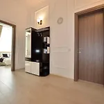 Amadeus Apartahotel