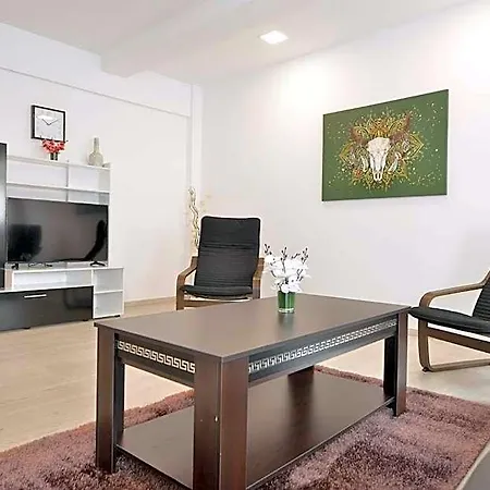 Aparthotel Amadeus Bucharest