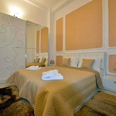 Aparthotel Amadeus Bucharest