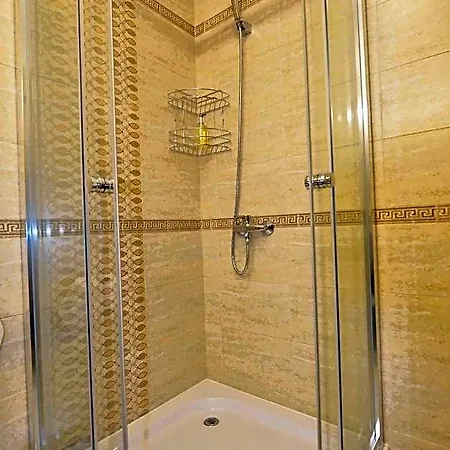 Aparthotel Amadeus 4*