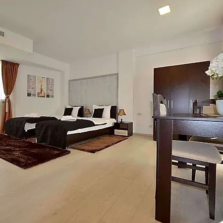 Amadeus Aparthotel Bucharest