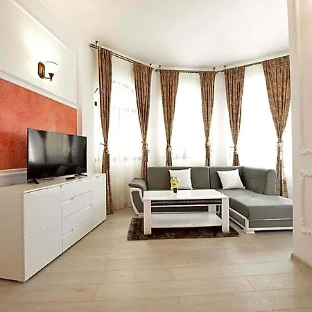 Amadeus 4* Bucharest