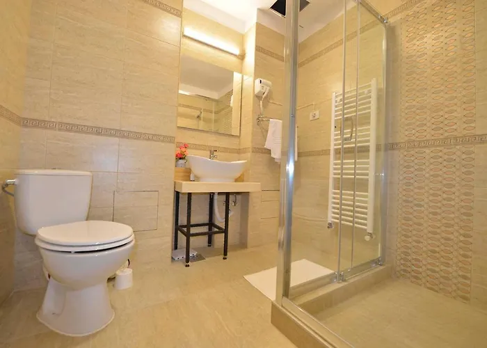 Amadeus Apartmanhotel 4*