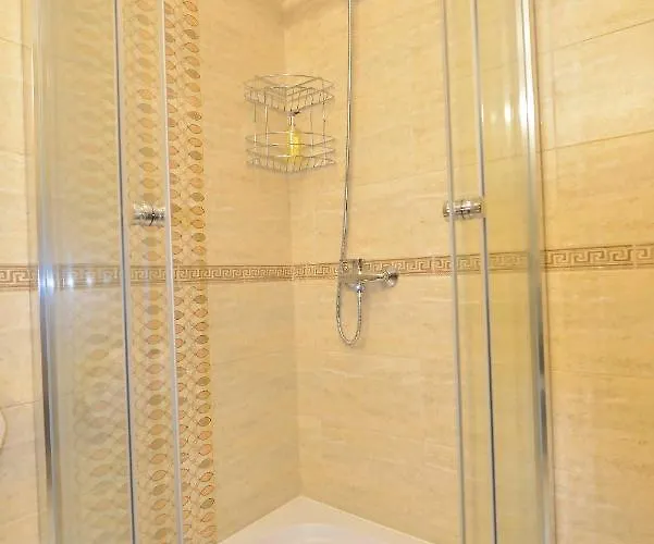 Amadeus Apartahotel 4*