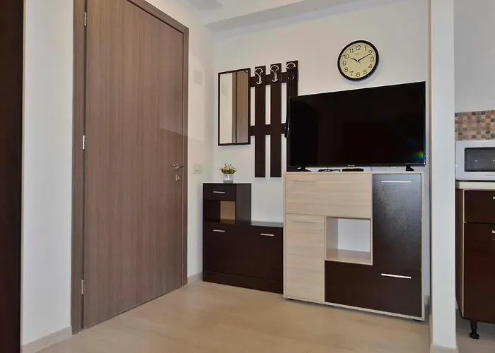 Apartahotel Amadeus 4*